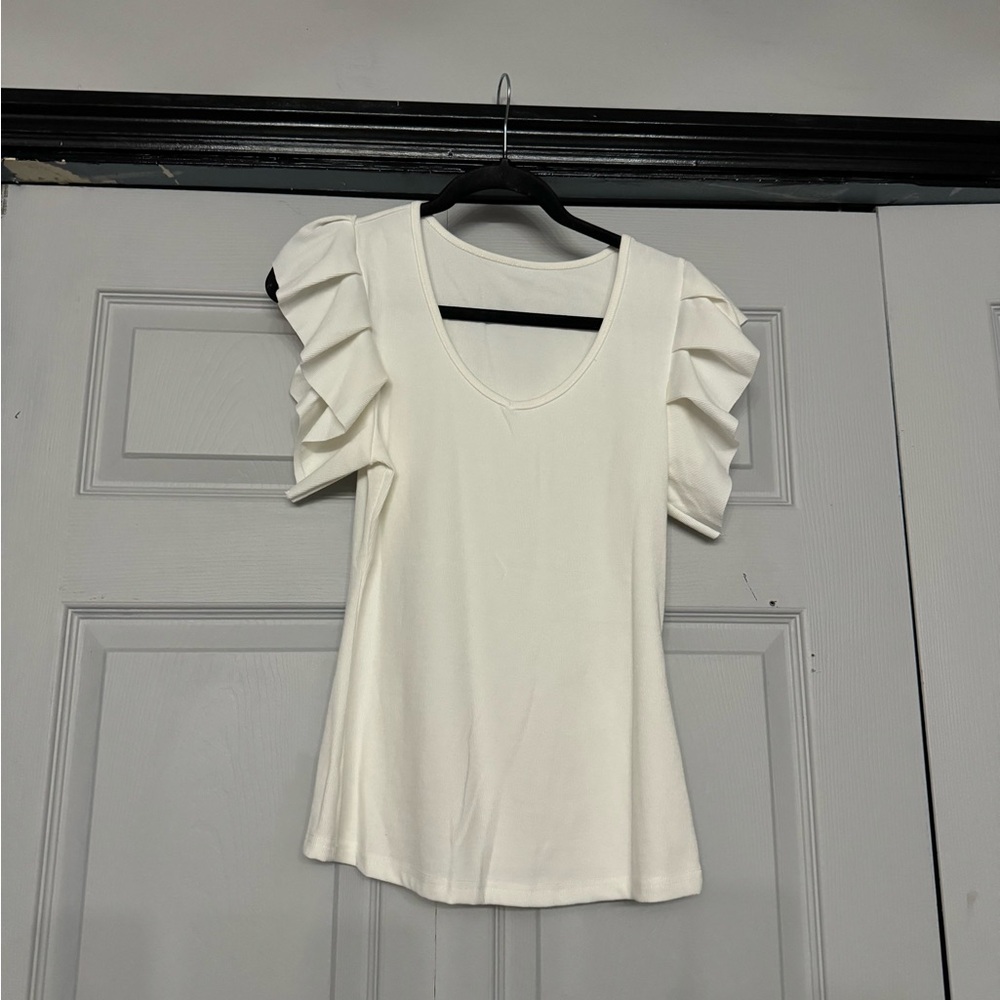 White Puffed Sleeve Top